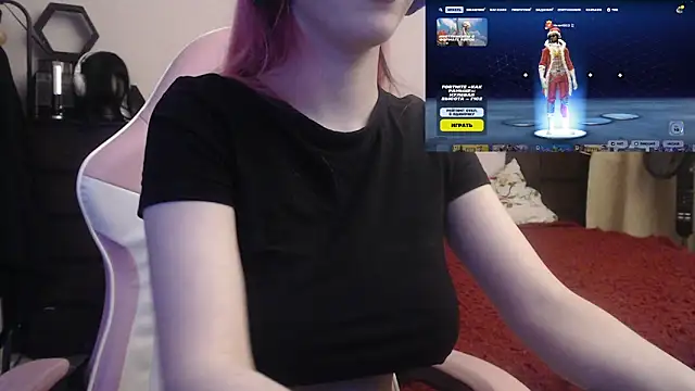 Snapshot of Maya_Viola chatting on February 25, 2025, 8:03 am Maya Viola online show from February 25, 2025, 8:03 am