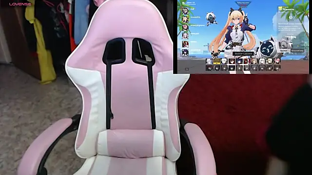 Snapshot of Maya_Viola chatting on March 22, 2025, 10:06 am Maya Viola online show from March 22, 2025, 10:06 am