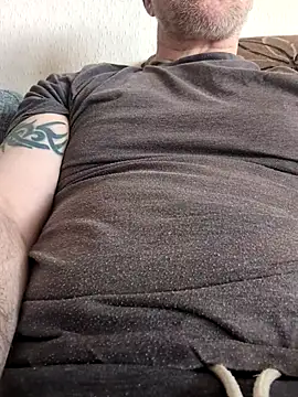 mustang69696 online show from April 4, 2026, 3:09 pm