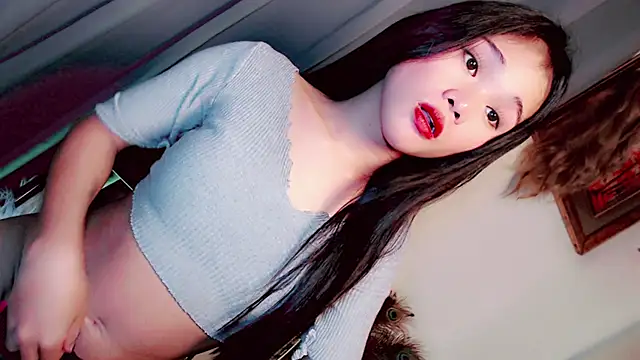 Snapshot of amomentoflust69 chatting on February 12, 2026, 5:13 am amomentoflust69 online show from February 12, 2026, 5:13 am