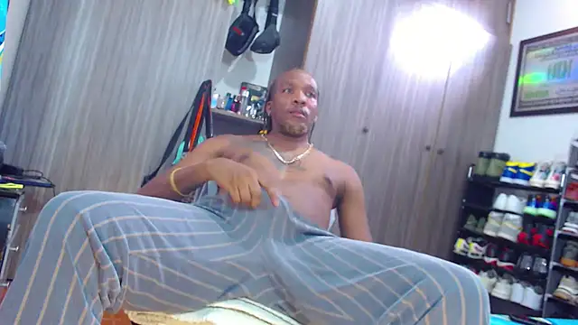 bigdickxblackx online show from June 11, 2026, 8:29 pm
