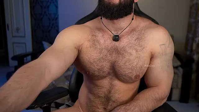 Snapshot of mike0xx chatting on March 4, 2026, 3:51 pm mike0xx online show from March 4, 2026, 3:51 pm