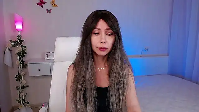 wendifoste online show from February 18, 2025, 5:21 pm