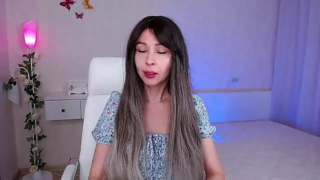 wendifoste online show from March 10, 2025, 6:01 pm