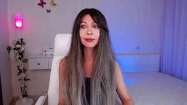 wendifoste online show from September 9, 2025, 4:39 pm