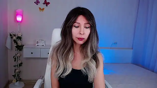 wendifoste online show from November 28, 2025, 6:54 pm