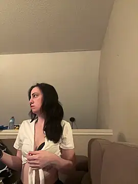 Snapshot of XXlolaXX chatting on January 12, 2025, 2:03 am XXlolaXX online show from January 12, 2025, 2:03 am