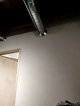 eatmeplease44 online show from February 11, 2025, 11:22 pm