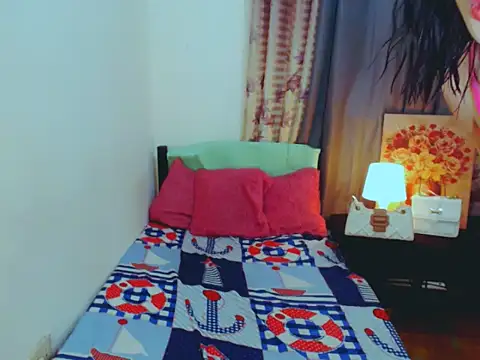 ELLIZABETHFORCUMXX online show from October 10, 2025, 9:47 pm