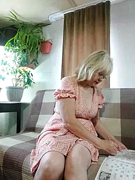 IrmaRose online show from October 29, 2025, 4:59 am