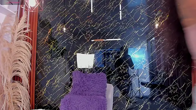 Snapshot of Tamara-evans chatting on February 23, 2026, 7:11 pm Tamara-evans online show from February 23, 2026, 7:11 pm
