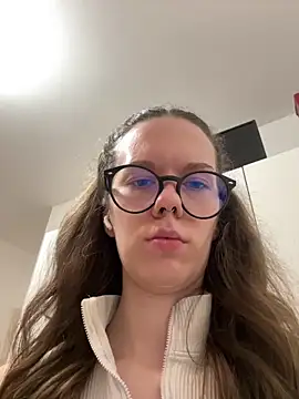 DivineBite online show from October 7, 2025, 5:43 pm