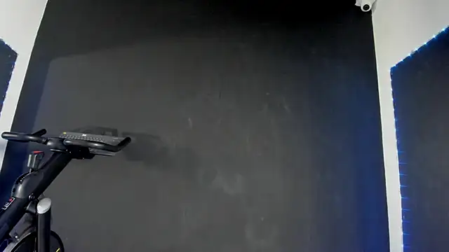 Snapshot of liagirl_cute chatting on December 20, 2024, 11:00 am liagirl cute online show from December 20, 2024, 11:00 am