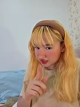 Pinkie Princes online show from December 20, 2025, 9:00 pm