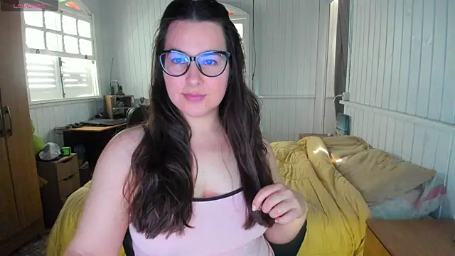 Snapshot of anna_love_hot chatting on October 22, 2025, 7:13 pm anna love hot online show from October 22, 2025, 7:13 pm