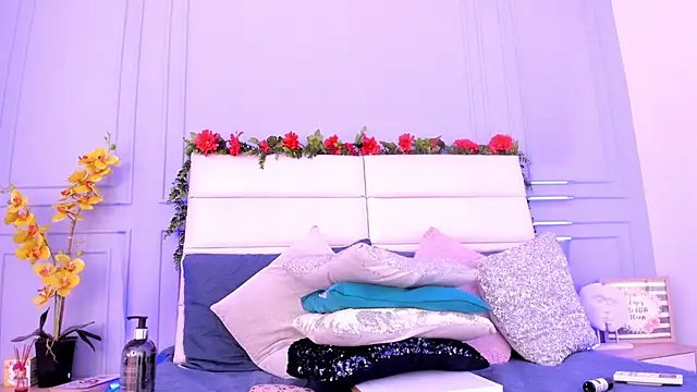 Snapshot of Karlagonzales_ chatting on March 21, 2025, 9:45 pm Karlagonzales online show from March 21, 2025, 9:45 pm