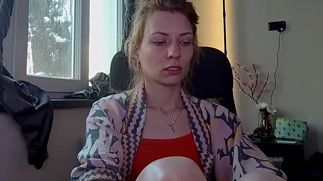 Snapshot of karo123421 chatting on February 3, 2026, 6:40 am karo123421 online show from February 3, 2026, 6:40 am