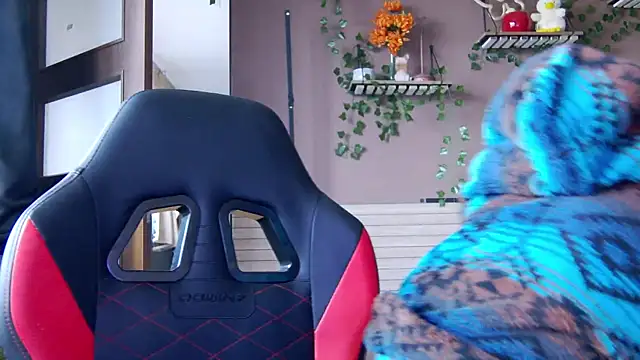 Snapshot of karo123421 chatting on February 5, 2026, 9:47 am karo123421 online show from February 5, 2026, 9:47 am