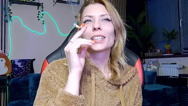 Snapshot of karo123421 chatting on February 25, 2026, 9:35 pm karo123421 online show from February 25, 2026, 9:35 pm