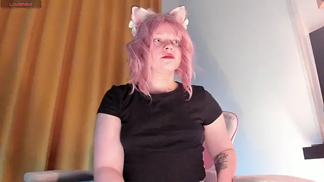 SueNiceeeee online show from February 3, 2026, 2:53 am