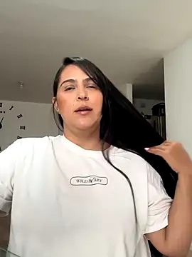 Snapshot of kendall_52 chatting on September 30, 2025, 5:40 pm kendall 52 online show from September 30, 2025, 5:40 pm