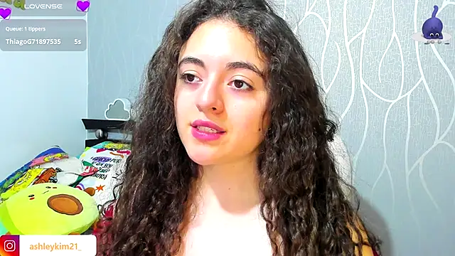 Snapshot of AshleyKim_ chatting on November 10, 2025, 11:48 pm AshleyKim online show from November 10, 2025, 11:48 pm