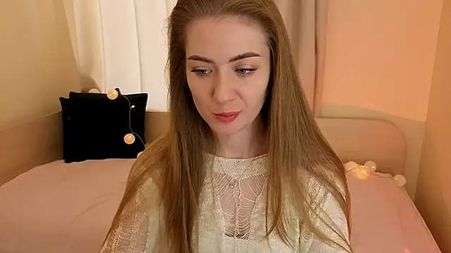 Adelyna Bird online show from December 5, 2025, 7:39 am