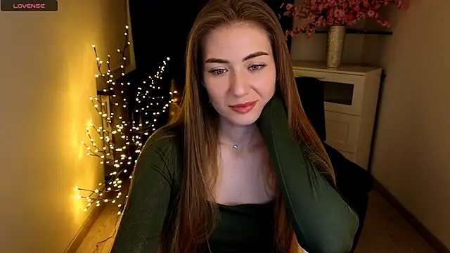 Adelyna Bird online show from May 14, 2026, 6:53 am