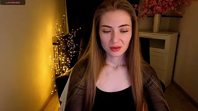 Adelyna Bird online show from May 17, 2026, 6:44 am