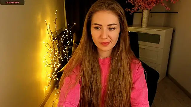 Adelyna Bird online show from May 26, 2026, 6:31 am