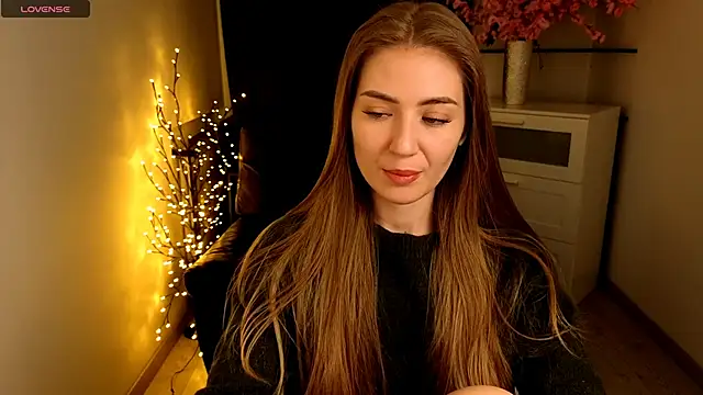 Adelyna Bird online show from May 28, 2026, 6:43 am