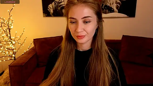 Adelyna Bird online show from July 1, 2026, 7:43 am