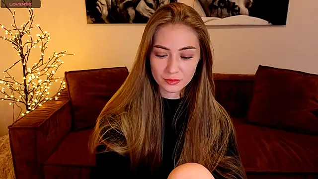 Adelyna Bird online show from July 5, 2026, 7:26 am