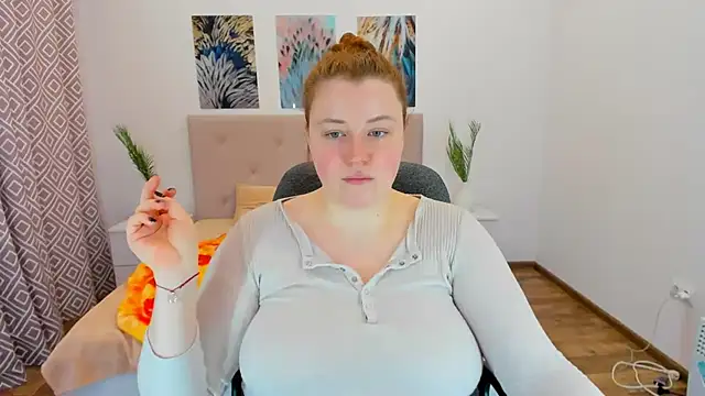 PolinaSalvatore online show from December 9, 2024, 10:43 am