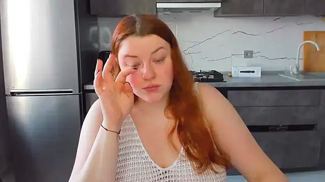 PolinaSalvatore online show from February 12, 2025, 12:55 pm