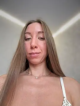 EvaCatt online show from March 15, 2026, 4:29 am