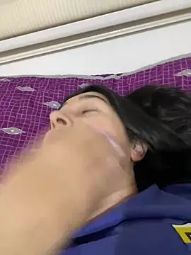 Snapshot of andreaisis2 chatting on January 10, 2025, 4:33 am andreaisis2 online show from January 10, 2025, 4:33 am