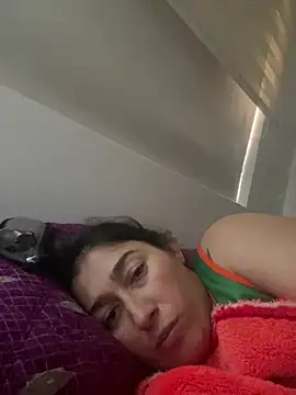 Snapshot of andreaisis2 chatting on February 12, 2025, 4:55 pm andreaisis2 online show from February 12, 2025, 4:55 pm