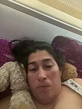 Snapshot of andreaisis2 chatting on February 16, 2025, 6:43 pm andreaisis2 online show from February 16, 2025, 6:43 pm