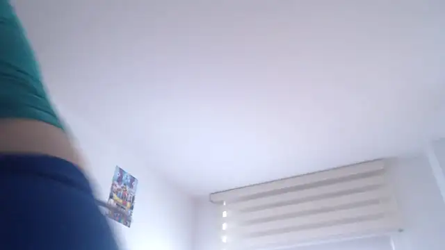 Snapshot of andreaisis2 chatting on October 30, 2025, 8:20 pm andreaisis2 online show from October 30, 2025, 8:20 pm