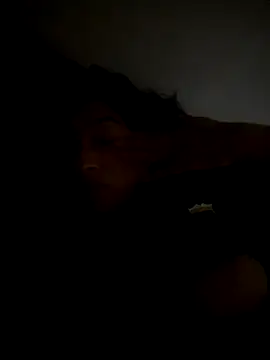 andreaisis2 online show from December 4, 2025, 3:21 pm