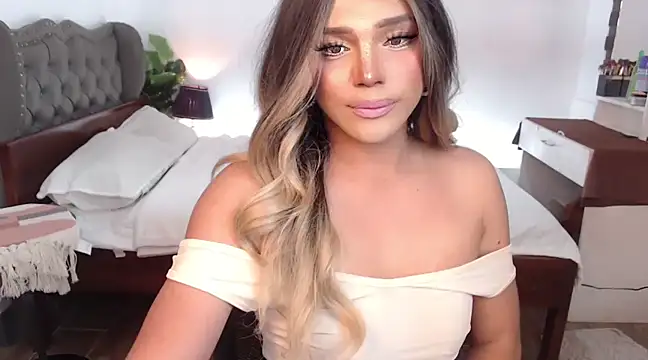 Snapshot of liaa_lurrecams chatting on February 20, 2025, 5:07 pm liaa lurrecams online show from February 20, 2025, 5:07 pm