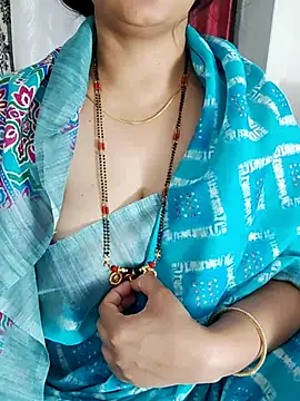 Snapshot of Indian_desi_wife chatting on December 16, 2024, 8:26 pm Indian desi wife online show from December 16, 2024, 8:26 pm