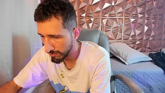 sam bisex online show from March 18, 2026, 4:26 am