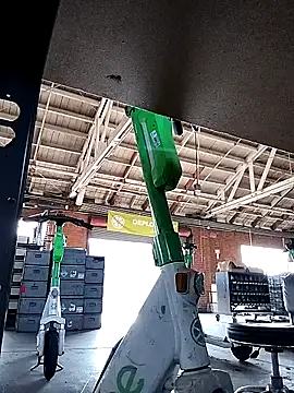 Snapshot of Daddy_hook chatting on December 5, 2024, 9:28 pm Daddy hook online show from December 5, 2024, 9:28 pm