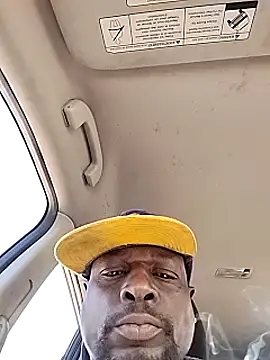 Snapshot of Daddy_hook chatting on December 10, 2024, 9:22 pm Daddy hook online show from December 10, 2024, 9:22 pm