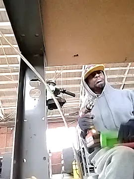 Snapshot of Daddy_hook chatting on December 12, 2024, 9:58 pm Daddy hook online show from December 12, 2024, 9:58 pm