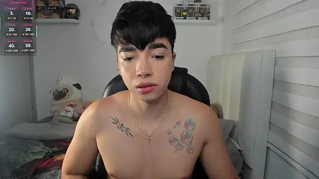 santy7v7 online show from March 12, 2026, 1:28 pm