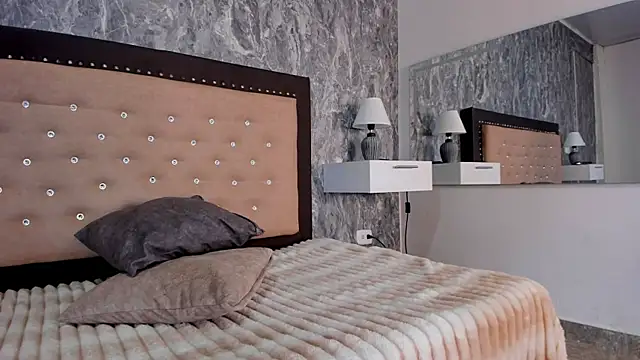 Lia sarahi online show from September 25, 2025, 11:36 am