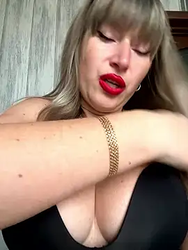 Kittenforyou online show from January 14, 2026, 9:26 am